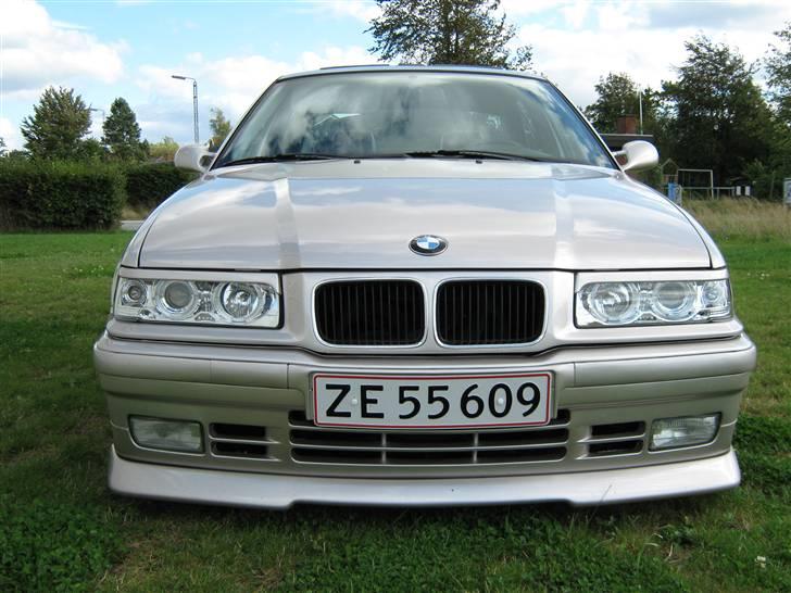 BMW 325i Solgt billede 1
