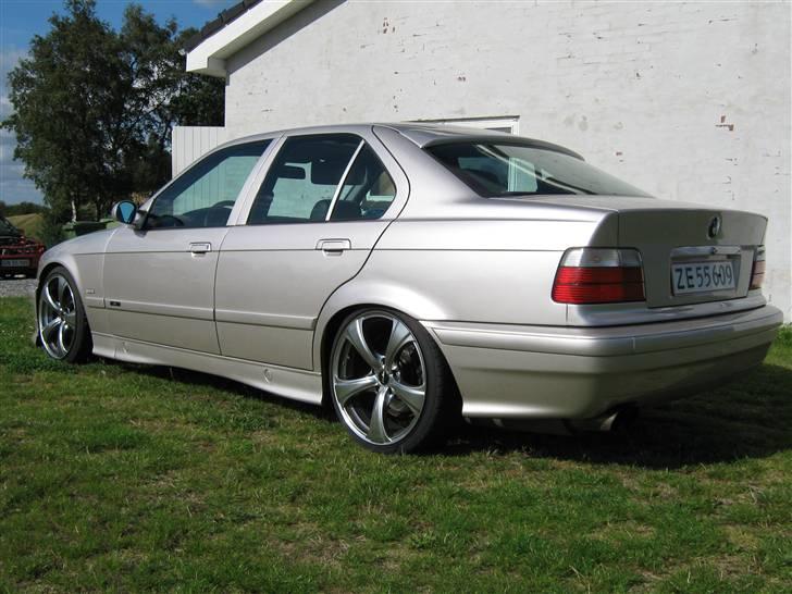 BMW 325i Solgt billede 6