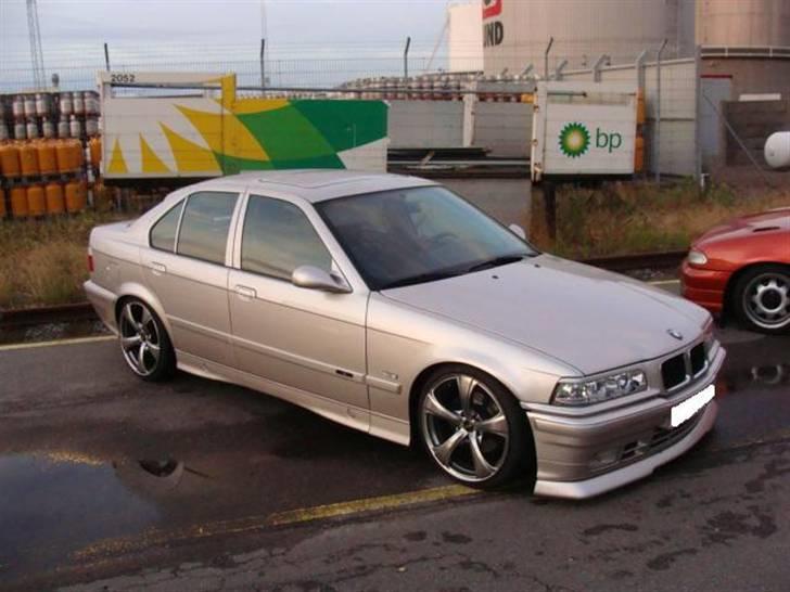 BMW 325i Solgt billede 19