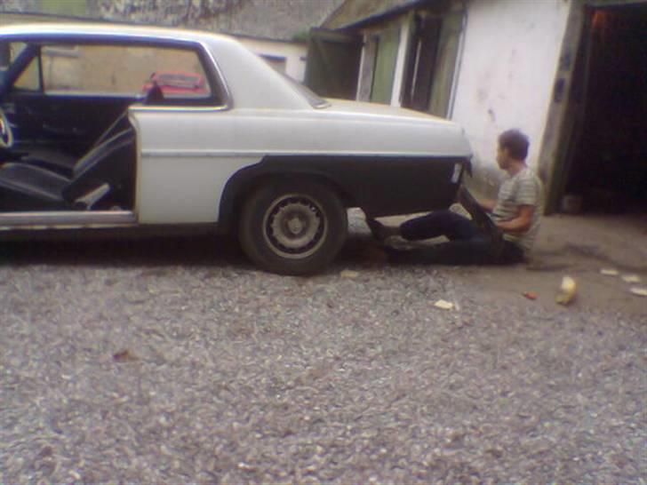 Mercedes Benz W115 250ce /8 billede 12