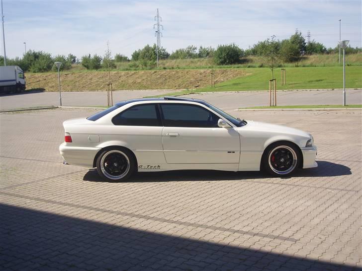 BMW 325i Coupe (Solgt) billede 2