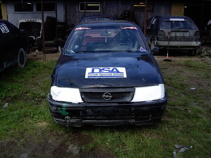 Opel folkerace Vectra  - sådan se den ud nu billede 19
