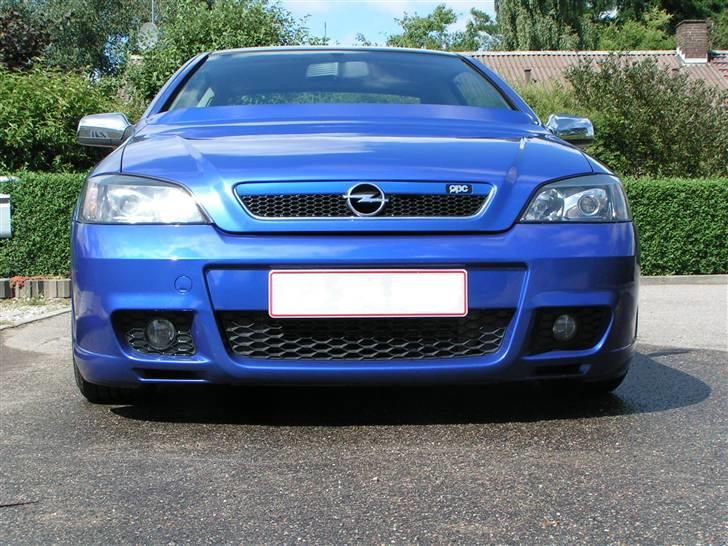 Opel Astra G Coupé Turbo "OPC" - Intercooler´en er HELT gemt væk bag OPC kofangeren... Dejligt..!! billede 3