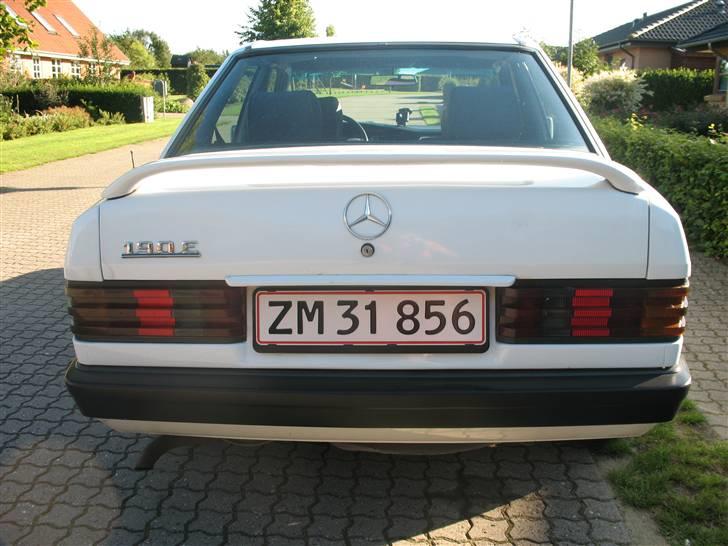 Mercedes Benz 190 E SOLGT billede 3