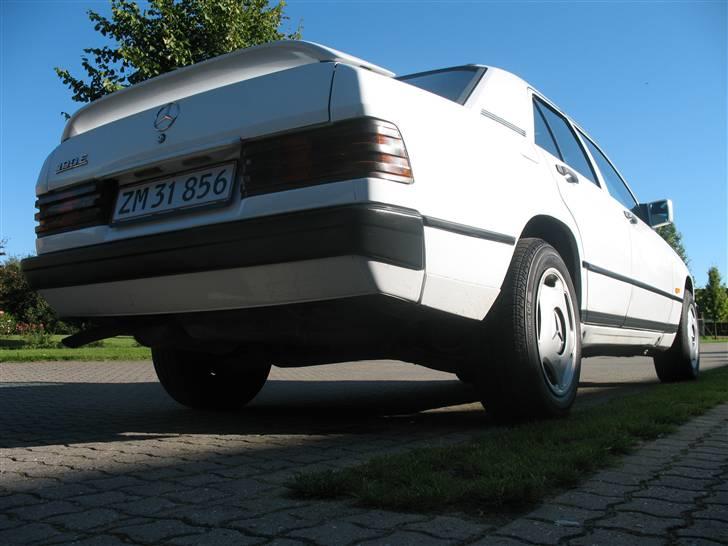 Mercedes Benz 190 E SOLGT billede 5