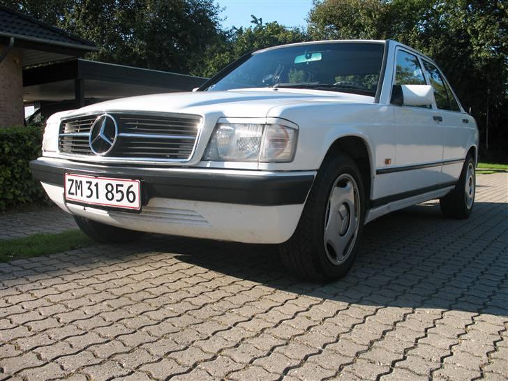 Mercedes Benz 190 E SOLGT billede 6