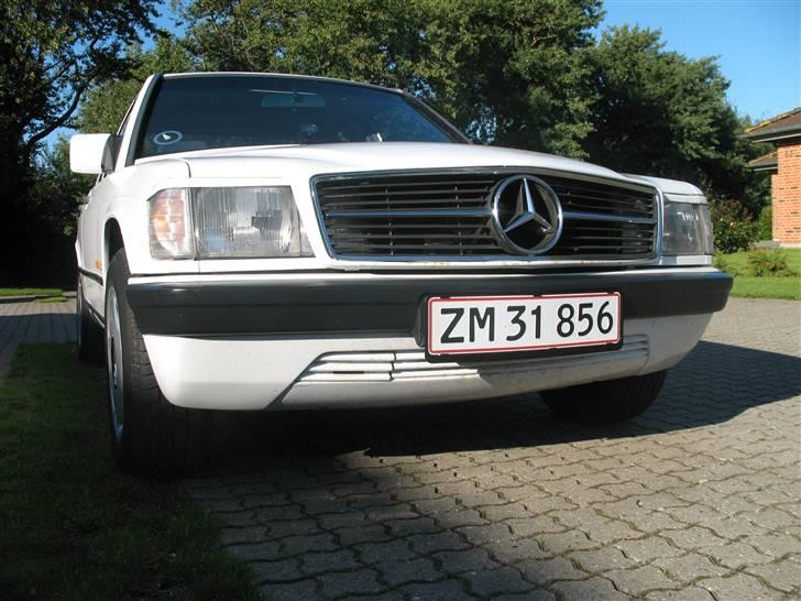 Mercedes Benz 190 E SOLGT billede 8