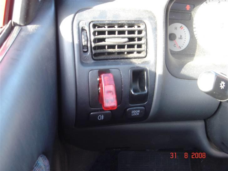 Toyota Corolla GLS - "secret button" billede 9