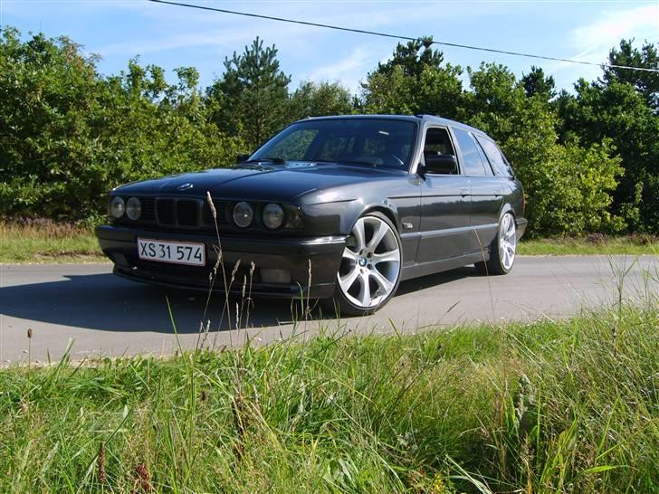 BMW 525i Touring >SOLGT< billede 6