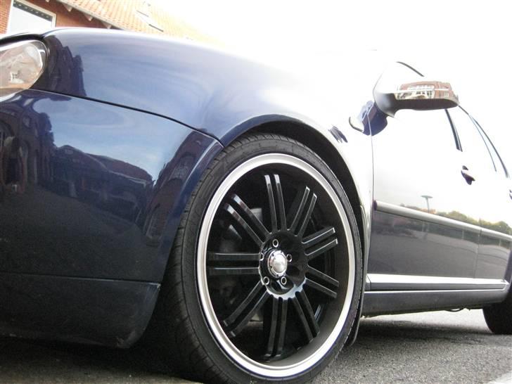 VW Golf 4 (totalskadet) billede 4