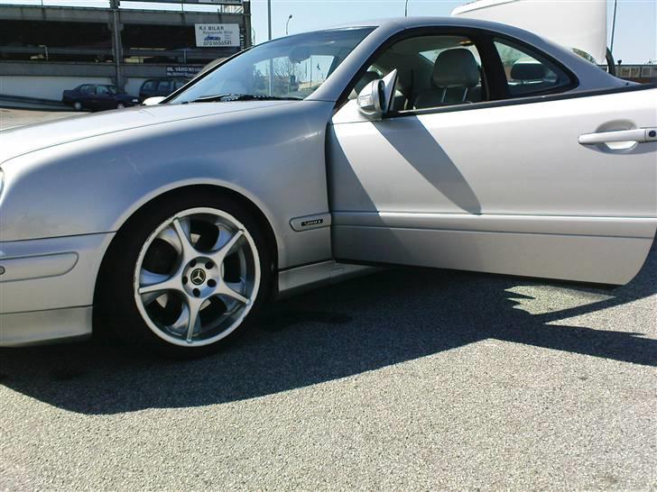 Mercedes Benz Clk 320 fuld amg style billede 3