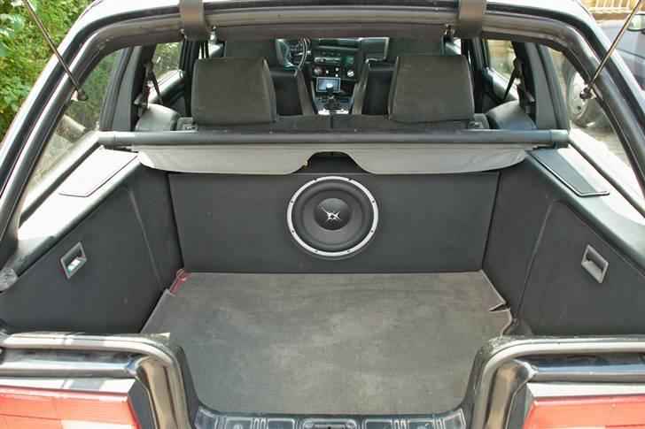 BMW 320i Touring SOLGT billede 18