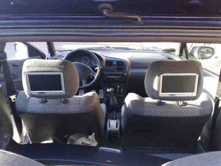 Mazda 323c " SOLGT " billede 5