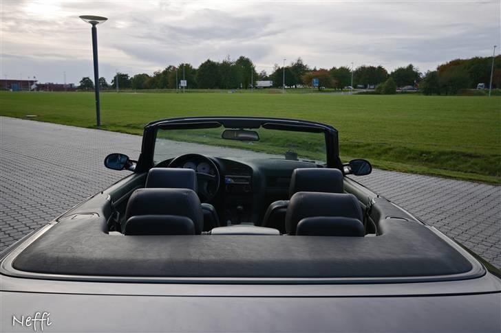 BMW 325i Cabriolet THE PEARL! billede 14