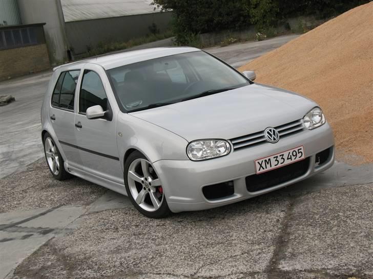 VW Golf 4  TOTALSKADET :'( billede 3