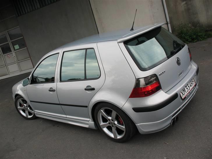 VW Golf 4  TOTALSKADET :'( billede 6