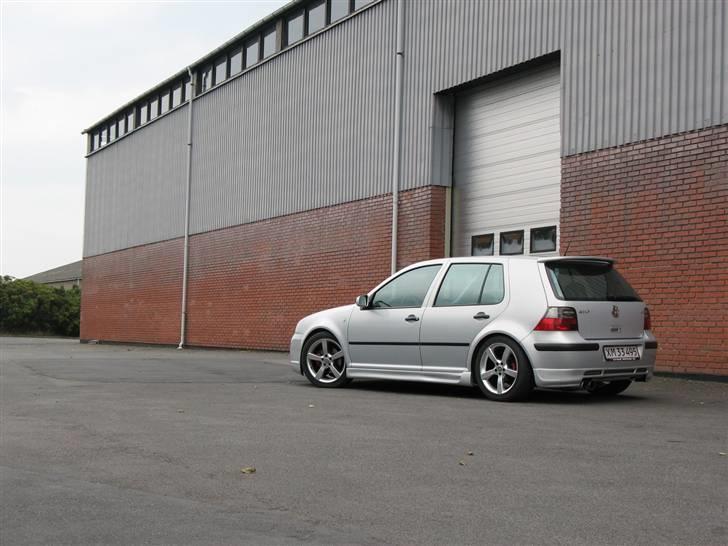 VW Golf 4  TOTALSKADET :'( billede 9