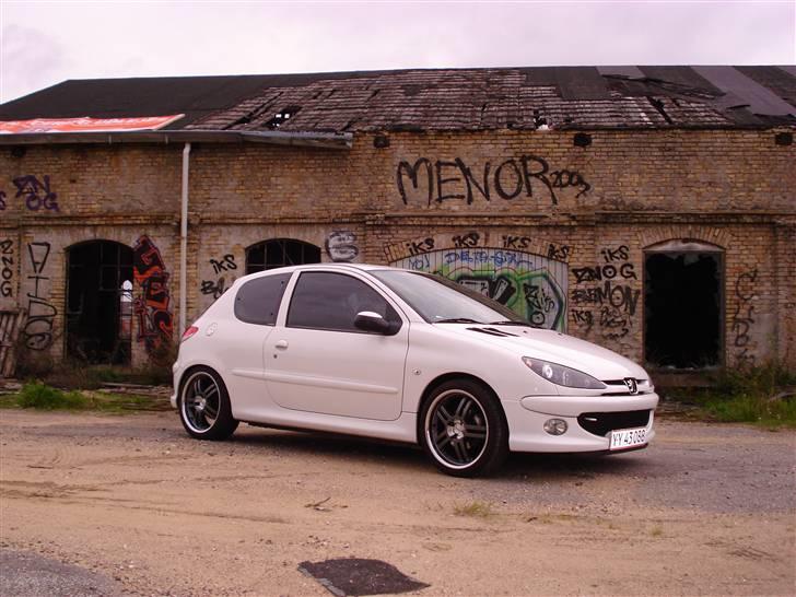Peugeot 206 1,4 HDI solgt billede 1