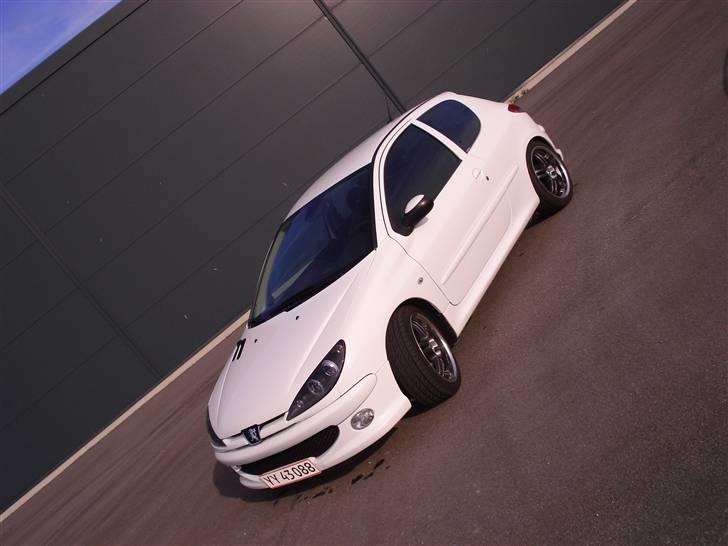 Peugeot 206 1,4 HDI solgt billede 5