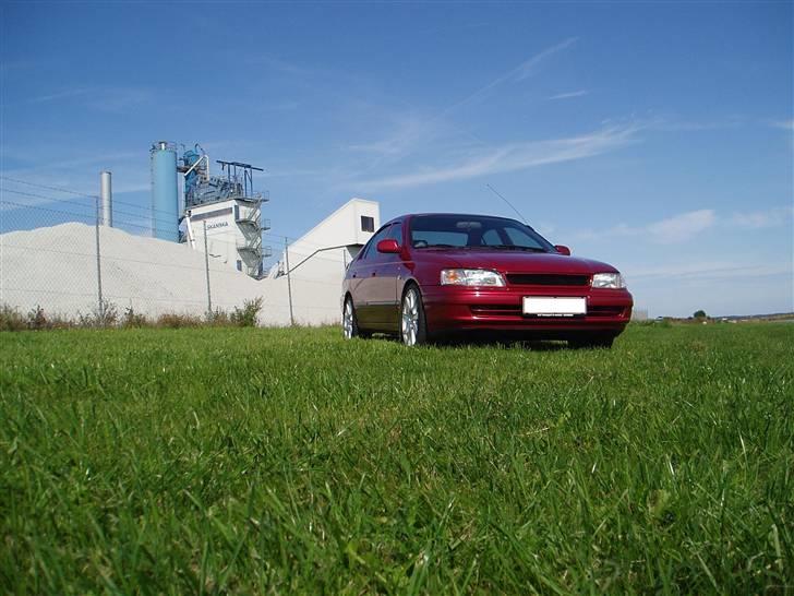 Toyota Carina E billede 17