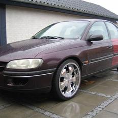 Opel OMEGA B ( SOLGT)