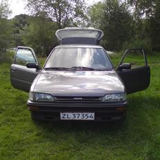 Toyota corolla 1,3 xli  Solgt