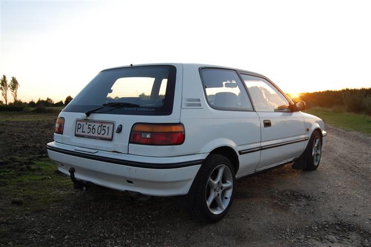 Toyota Corolla E9 1,3 XL SOLGT billede 4