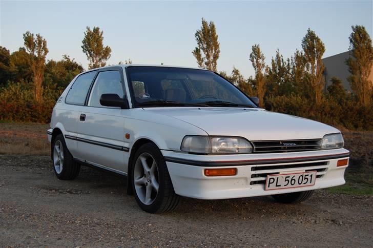 Toyota Corolla E9 1,3 XL SOLGT billede 13