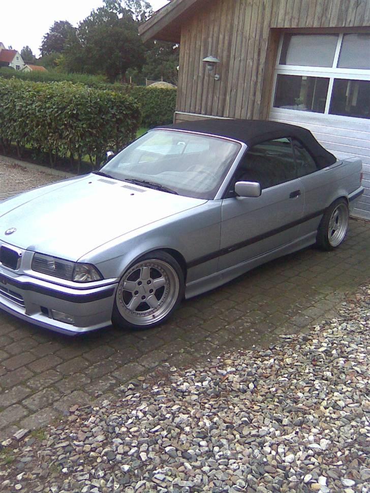BMW 325i cab. billede 7