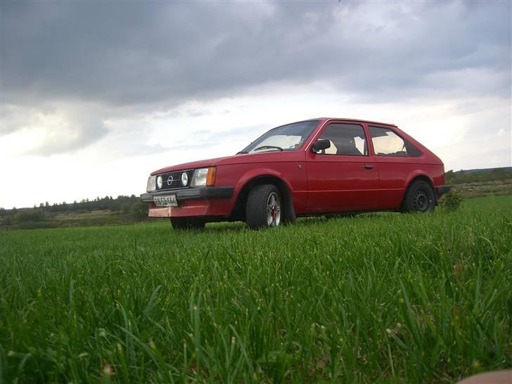 Opel Kadett   D billede 1