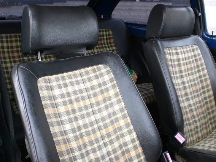 Opel Kadett City Solgt - Godt nok passer kabinen ik lige til farven på bilen men syntes satme den er fe´ ! billede 6