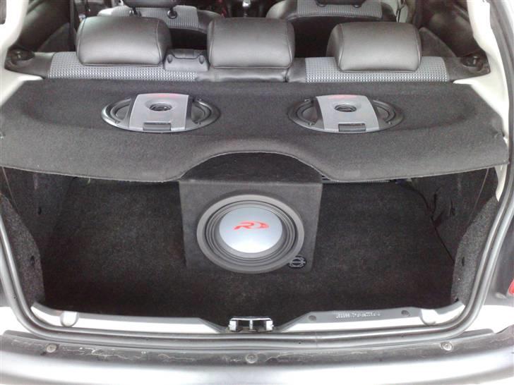 Peugeot 206 Gti [SOLGT] - Ser ikke ud af meget , men spiller kanon rent! billede 14