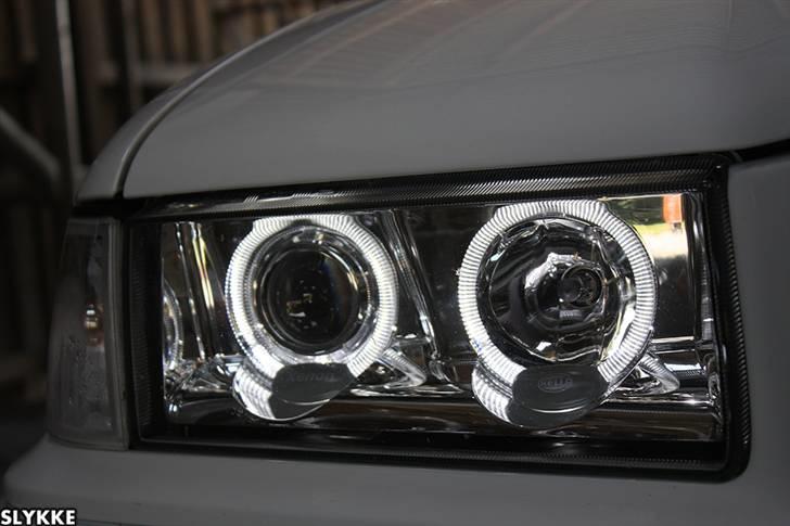 BMW 325i Cabriolet *Solgt* billede 19