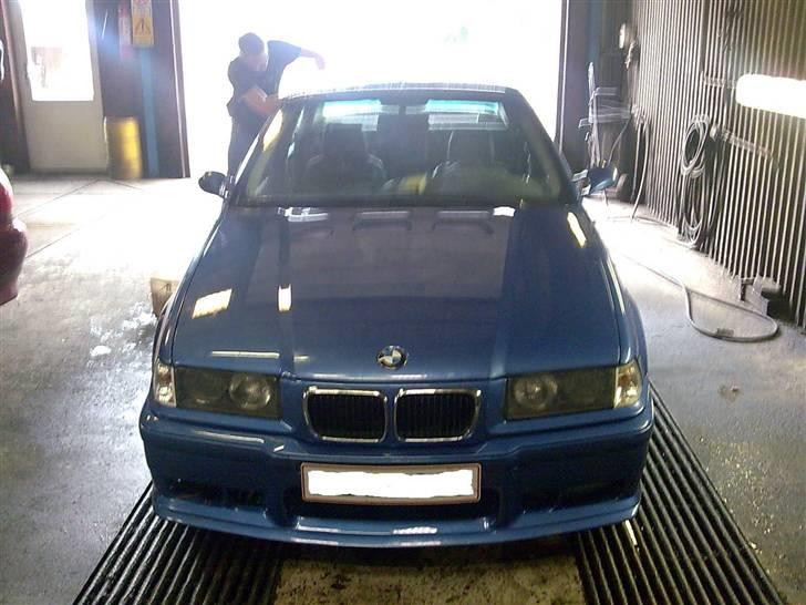 BMW 325 I Vanos billede 2