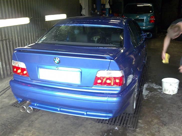 BMW 325 I Vanos billede 3