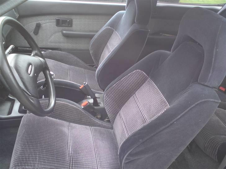 Toyota corolla 1,3 xli  Solgt billede 9