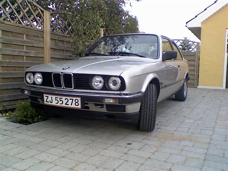 BMW E30 320i Solgt billede 4