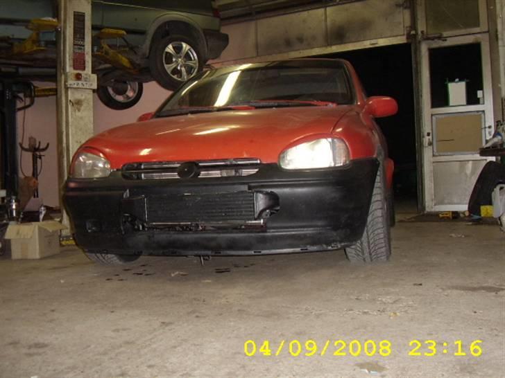 Opel Corsa B Turbo - Indfarvet intercooler billede 3