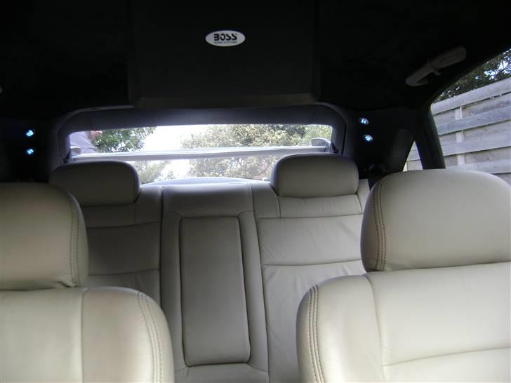 Mazda 323 f SOLGT billede 6