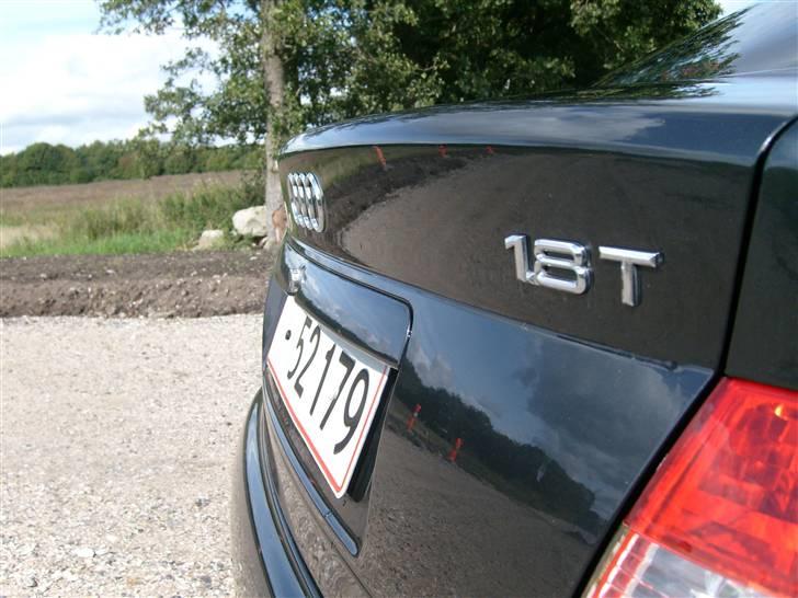 Audi A4 1,8T SOLGT - Røven billede 2