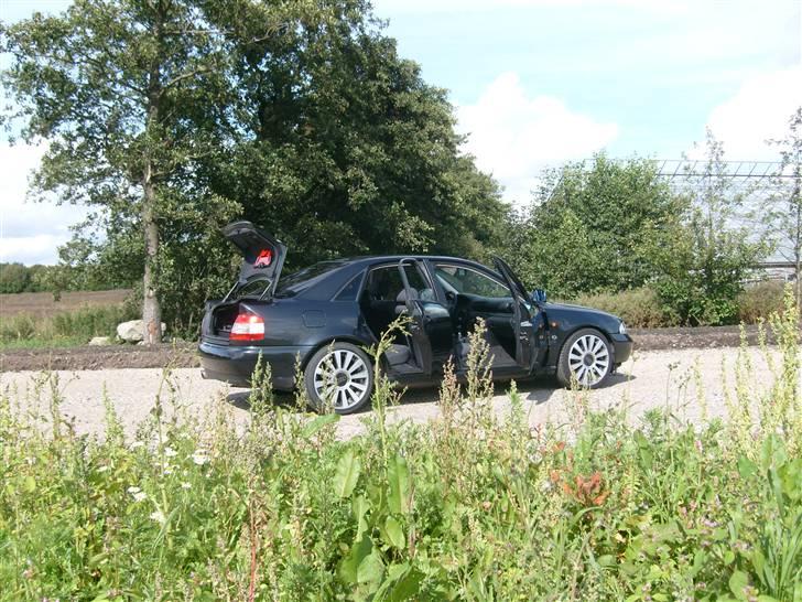 Audi A4 1,8T SOLGT - Højre side billede 3