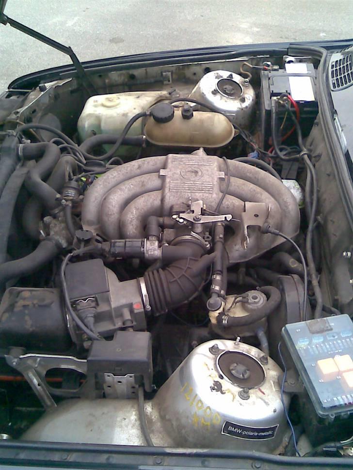 BMW e30 320i solgt billede 7