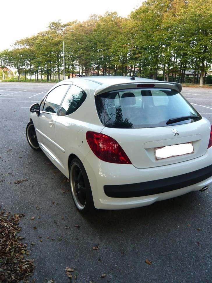 Peugeot 207 1.6 HDi S16  SOLGT billede 14