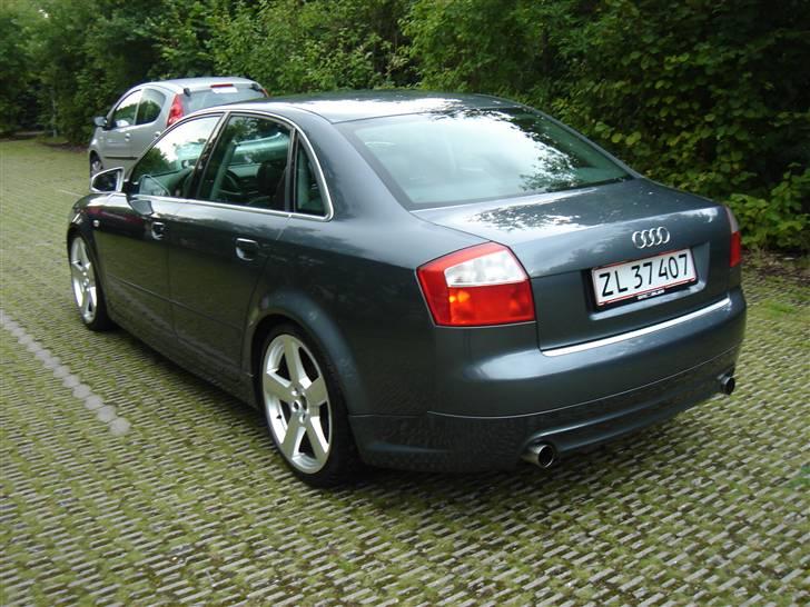 Audi A4 2,5 TDi Quattro #solgt billede 5
