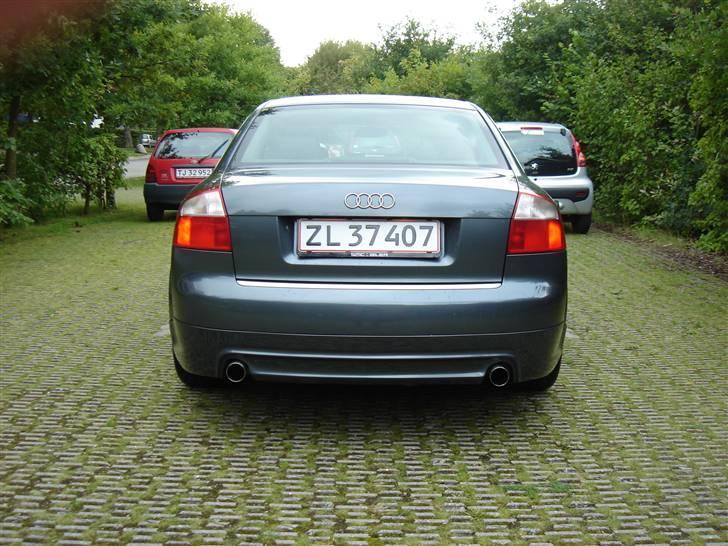 Audi A4 2,5 TDi Quattro #solgt billede 6