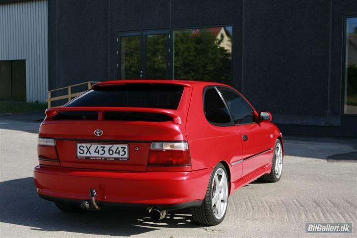 Toyota Corolla 1,6 GSi *SOLGT* - Billed lånt af tidligere ejer! billede 4