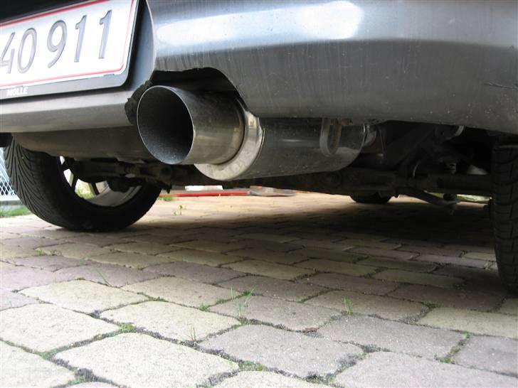 Mazda 323i BG *solgt* billede 15