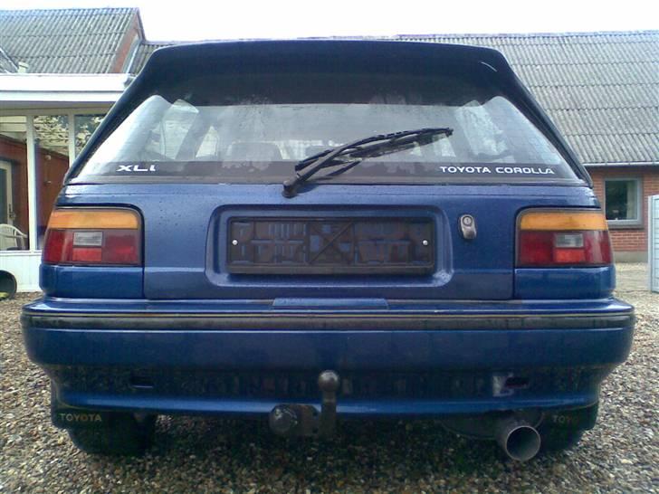 Toyota corolla 1.3 xli (solgt) billede 2