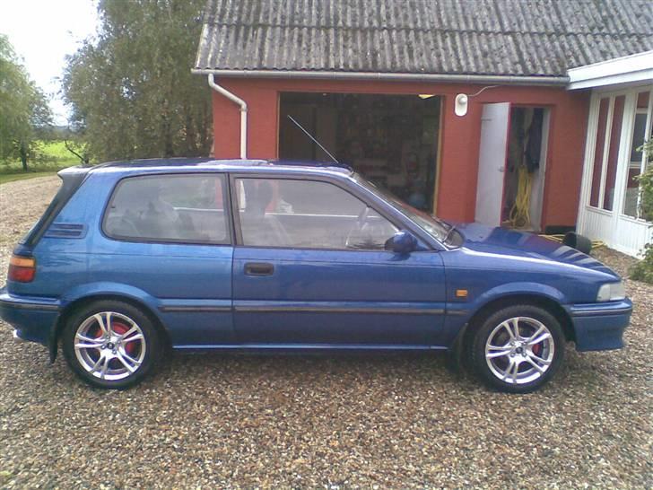 Toyota corolla 1.3 xli (solgt) billede 3