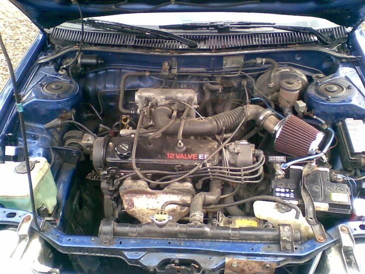 Toyota corolla 1.3 xli (solgt) billede 5